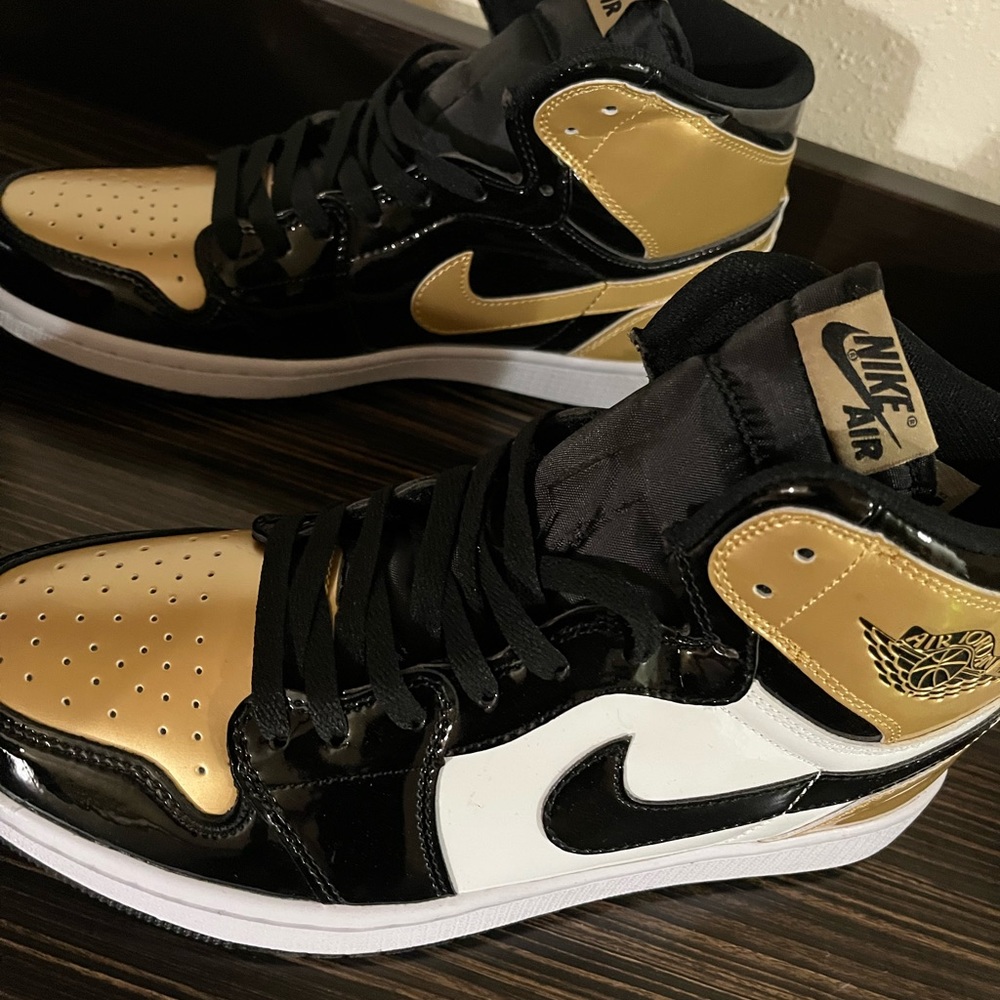 Air Jordan 1
